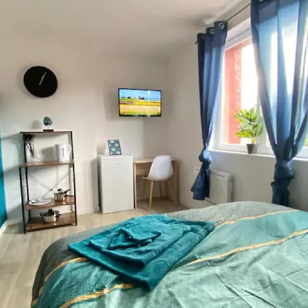 Studio Wifi Netflix 19M2 Suitehome Cassel 5 鲁贝